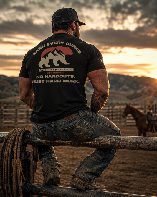 EARN EVERY OUNCE // HEAVYWEIGHT TEE
