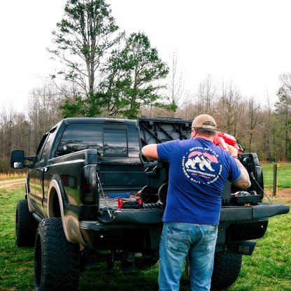 NEVER SETTLE // HEAVYWEIGHT TEE